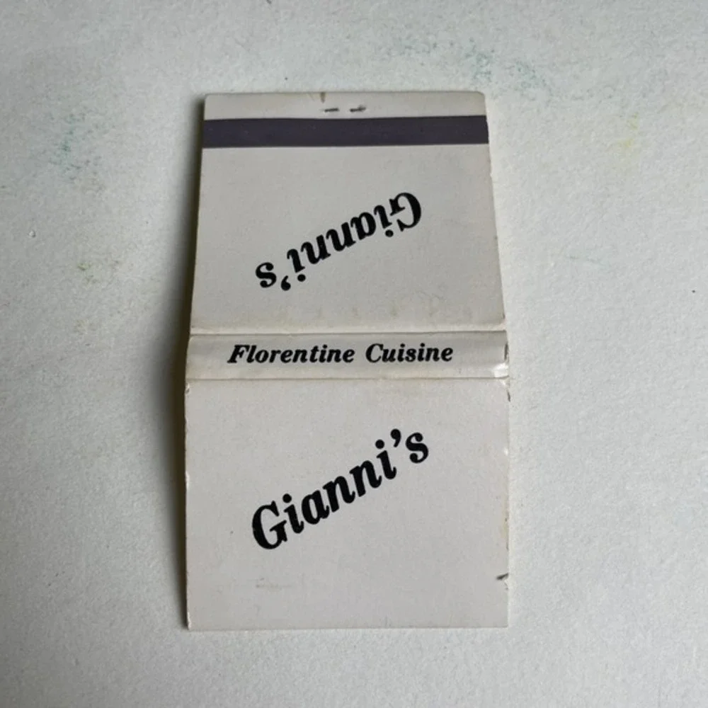 Vintage Matchbook Gianni's Florentine Cuisine St. Martin‎ Guadeloupe Grand Case